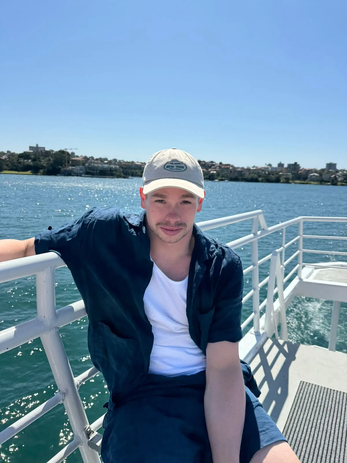 Maximilian Ulrich am Wasser